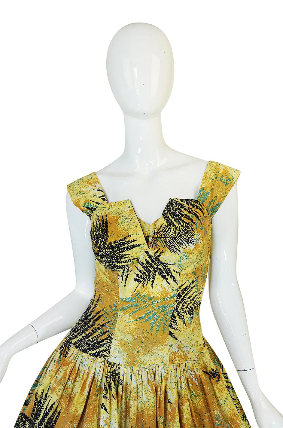 1950s Kamehame Yellow Cotton Print Hawaiian Sun Dress