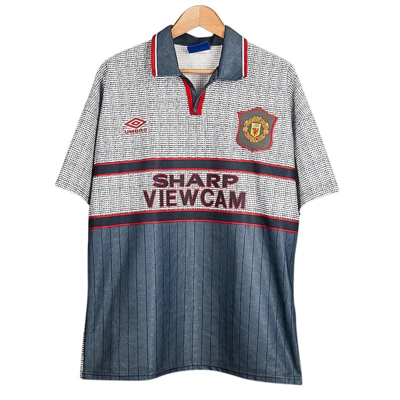 1995-96 Manchester United Away Shirt CANTONA 7 (L)