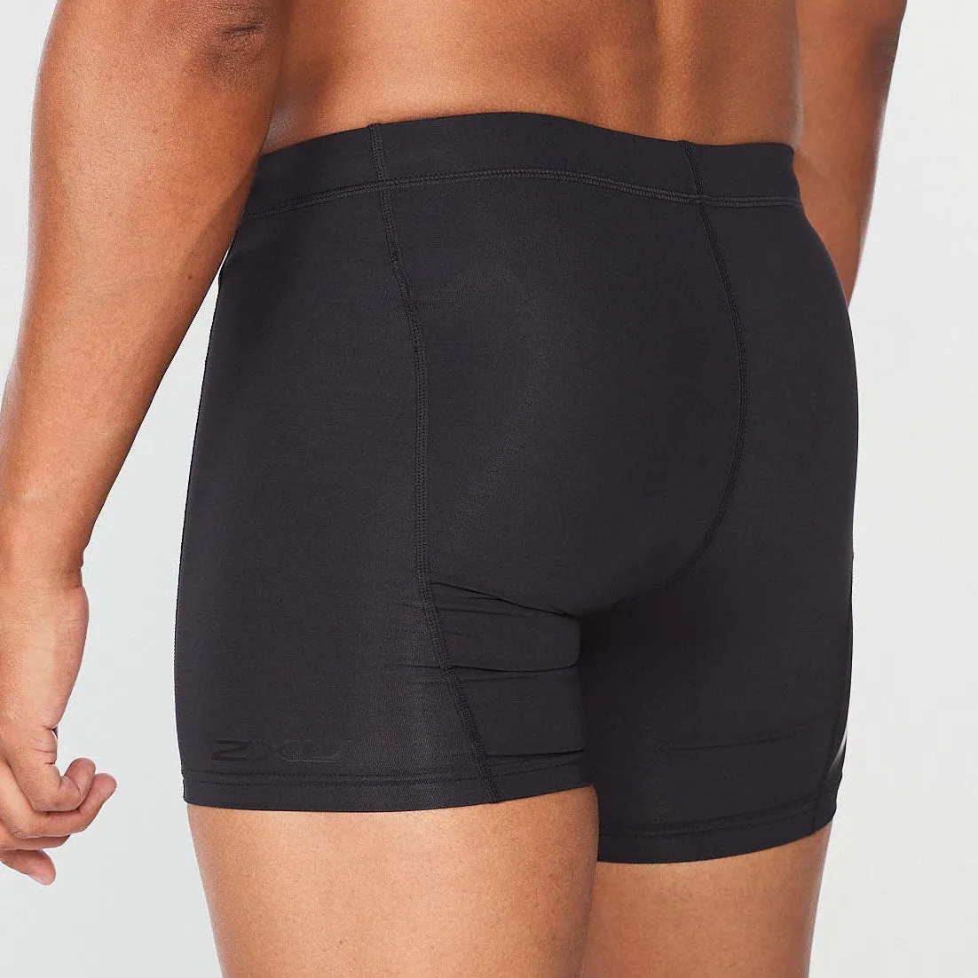 2XU - Core Compression 1/2 Shorts - Black/Nero