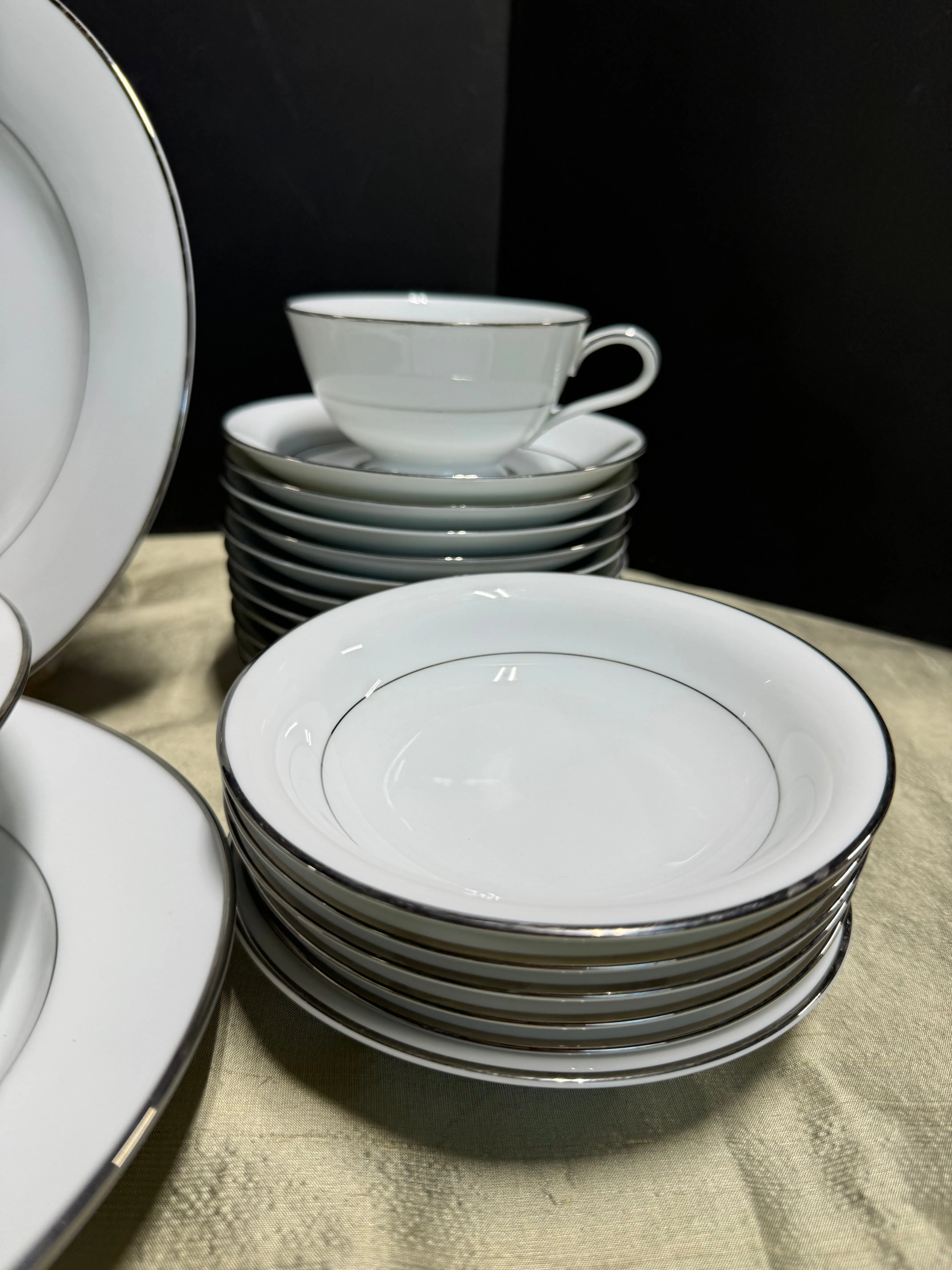 63-Piece Noritake Japan 6325 Envoy Silver Trimmed Set