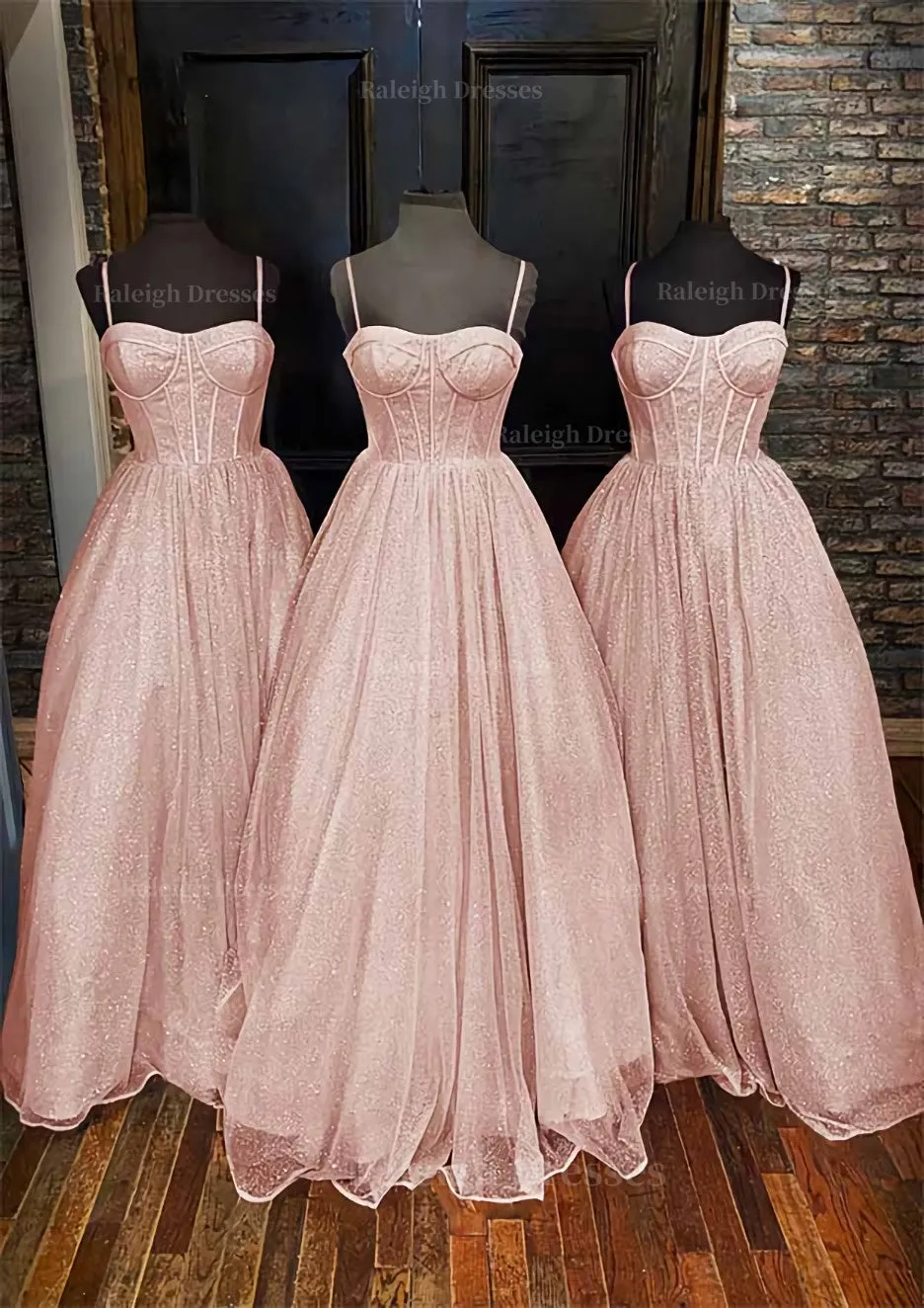 A-line Sweetheart Spaghetti Straps Long/Floor-Length Glitter Prom Dress With Pockets