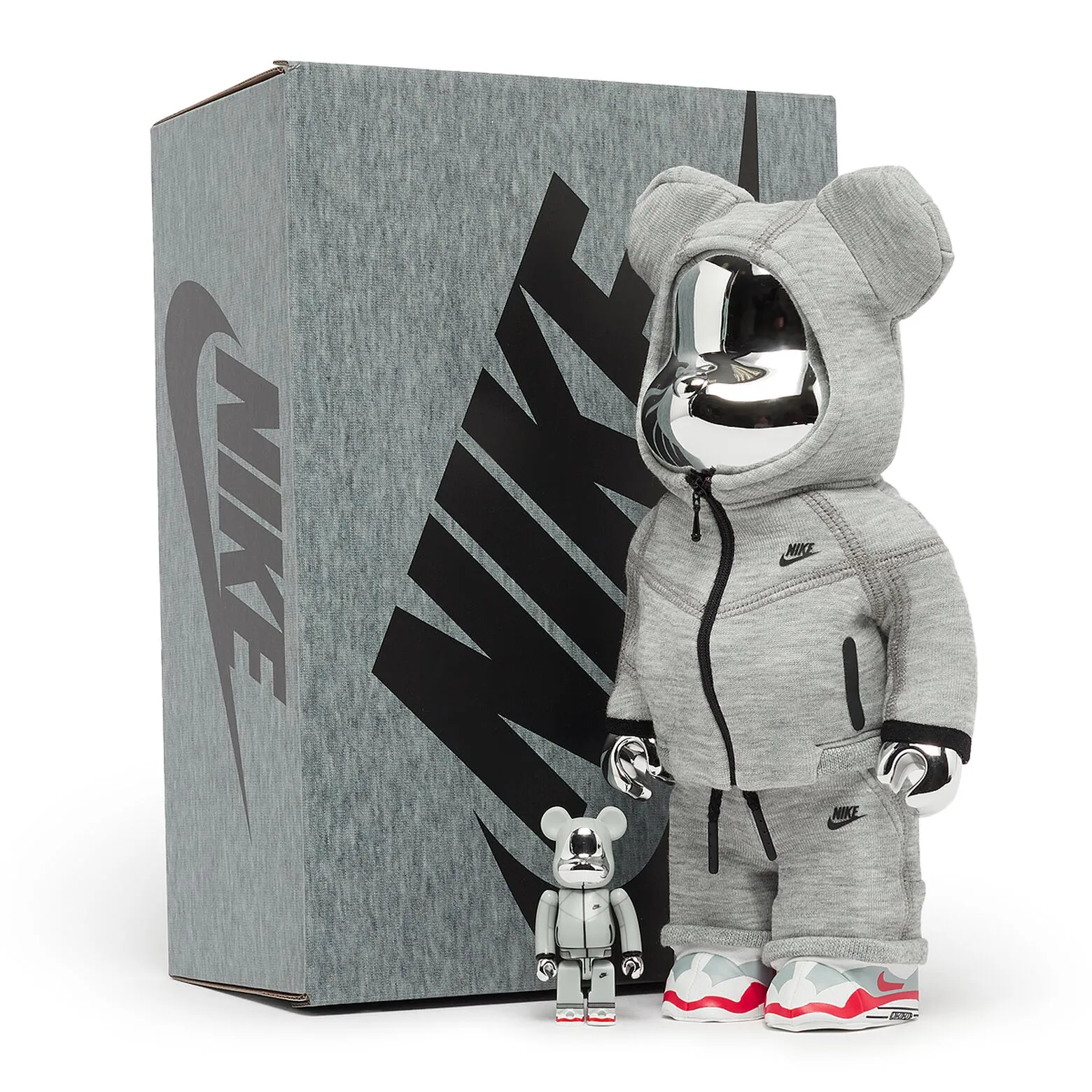 BE@RBRICK NIKE TECH FLEECE N98 100%   400%