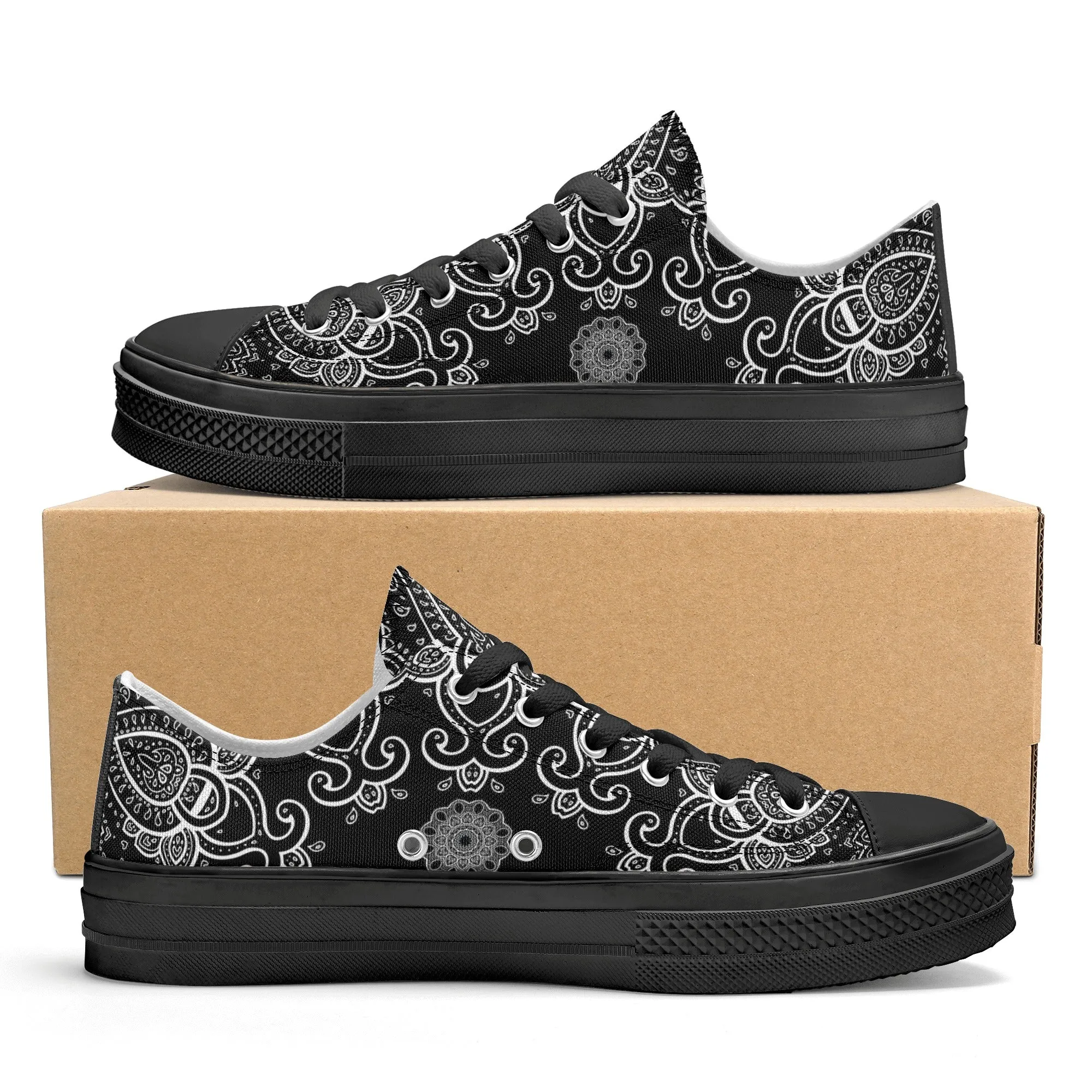 Black & White Abstract Design Pattern - Womens Classic Low Top Canvas Shoes for Footwear Lovers