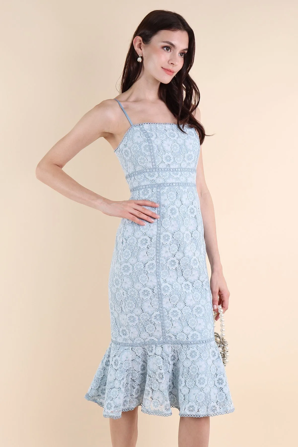 BLISS LACE MERMAID DRESS IN BLUE