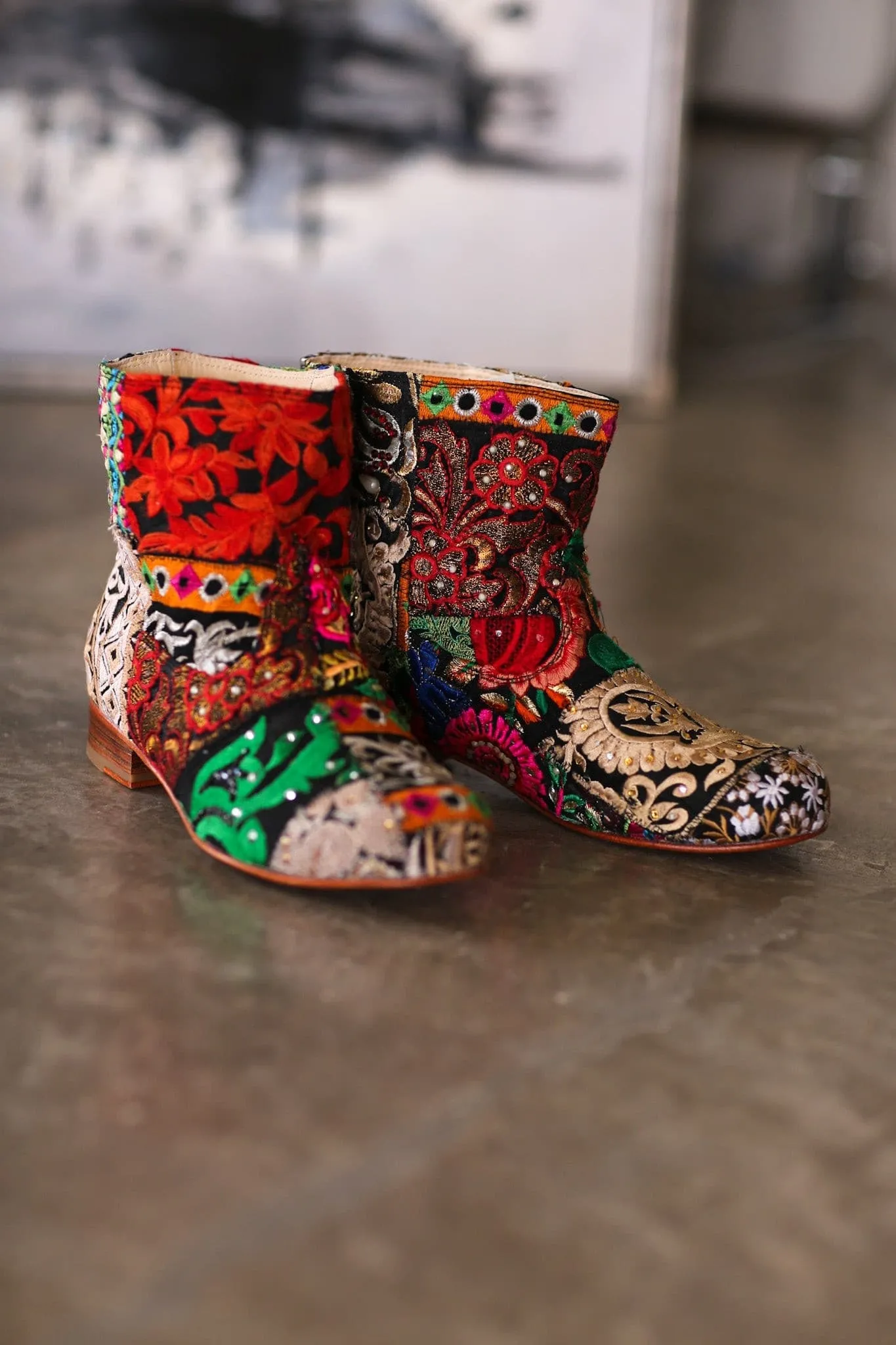 EMBROIDERED PATCHWORK BOOTS ROMY