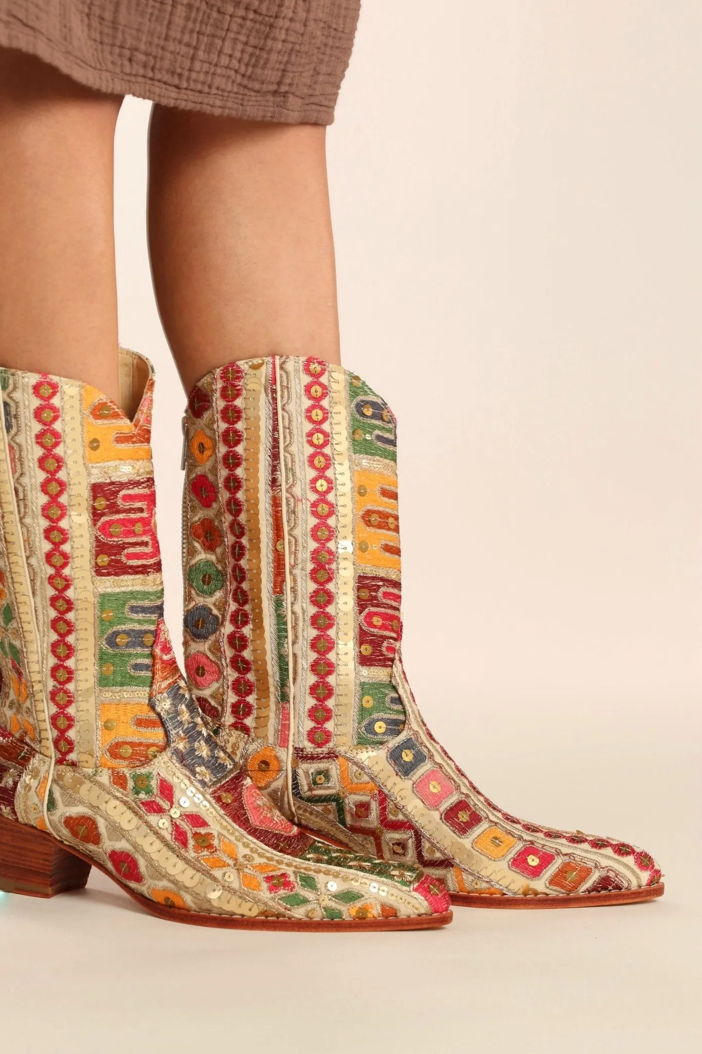 EMBROIDERED WESTERN BOOTS SILK LAFATA