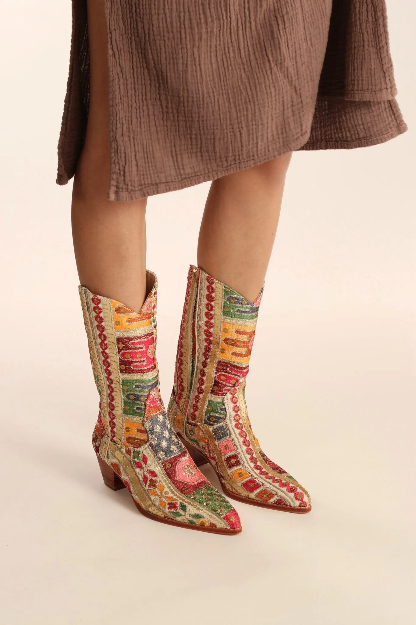 EMBROIDERED WESTERN BOOTS SILK LAFATA