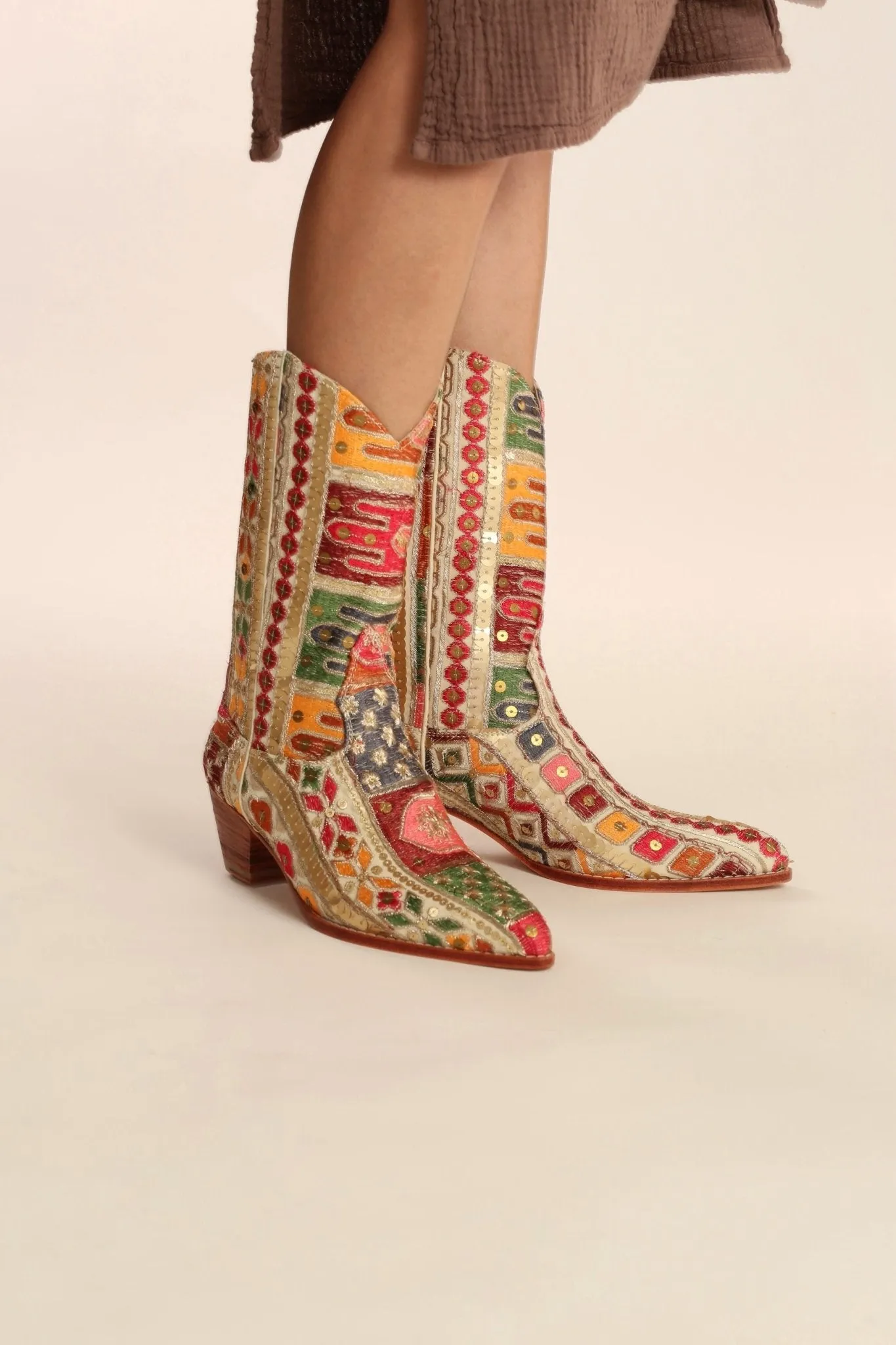 EMBROIDERED WESTERN BOOTS SILK LAFATA