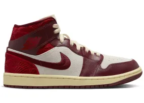 JORDAN 1 MID SE TIKI LEAF TEAM RED (W)