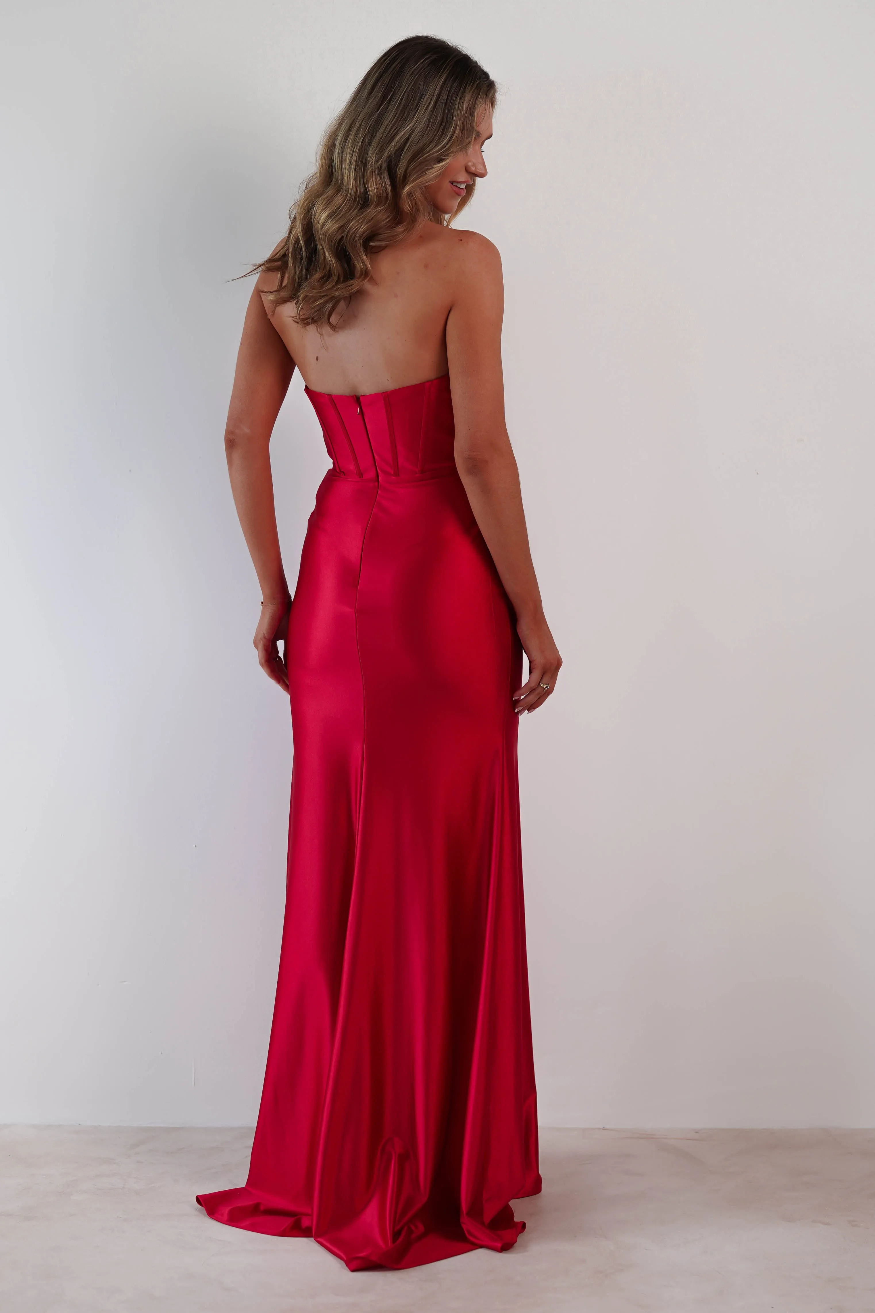 Karra Bodycon Strapless Gown | Red