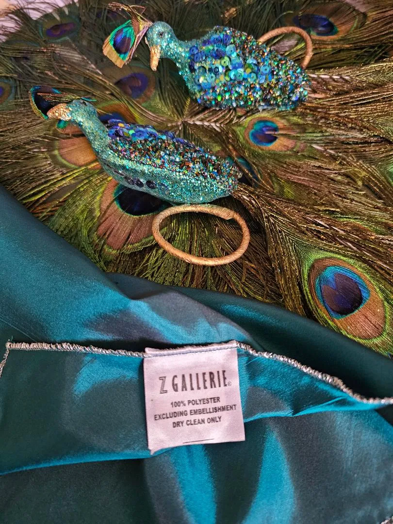 NEW - Z GALLERIE RETIRED PEACOCK PLACE MATS, SPARKLING SEQUIN NAPKIN RINGS & NAPKINS (2 OF EACH)