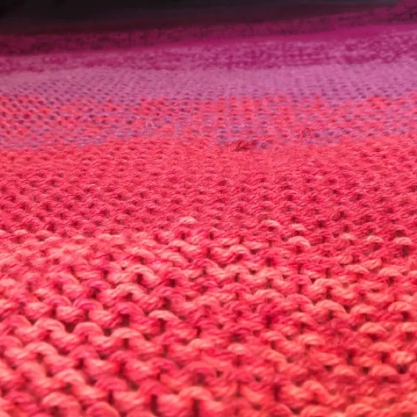 Ombre Garter Squish Blanket PROJECT