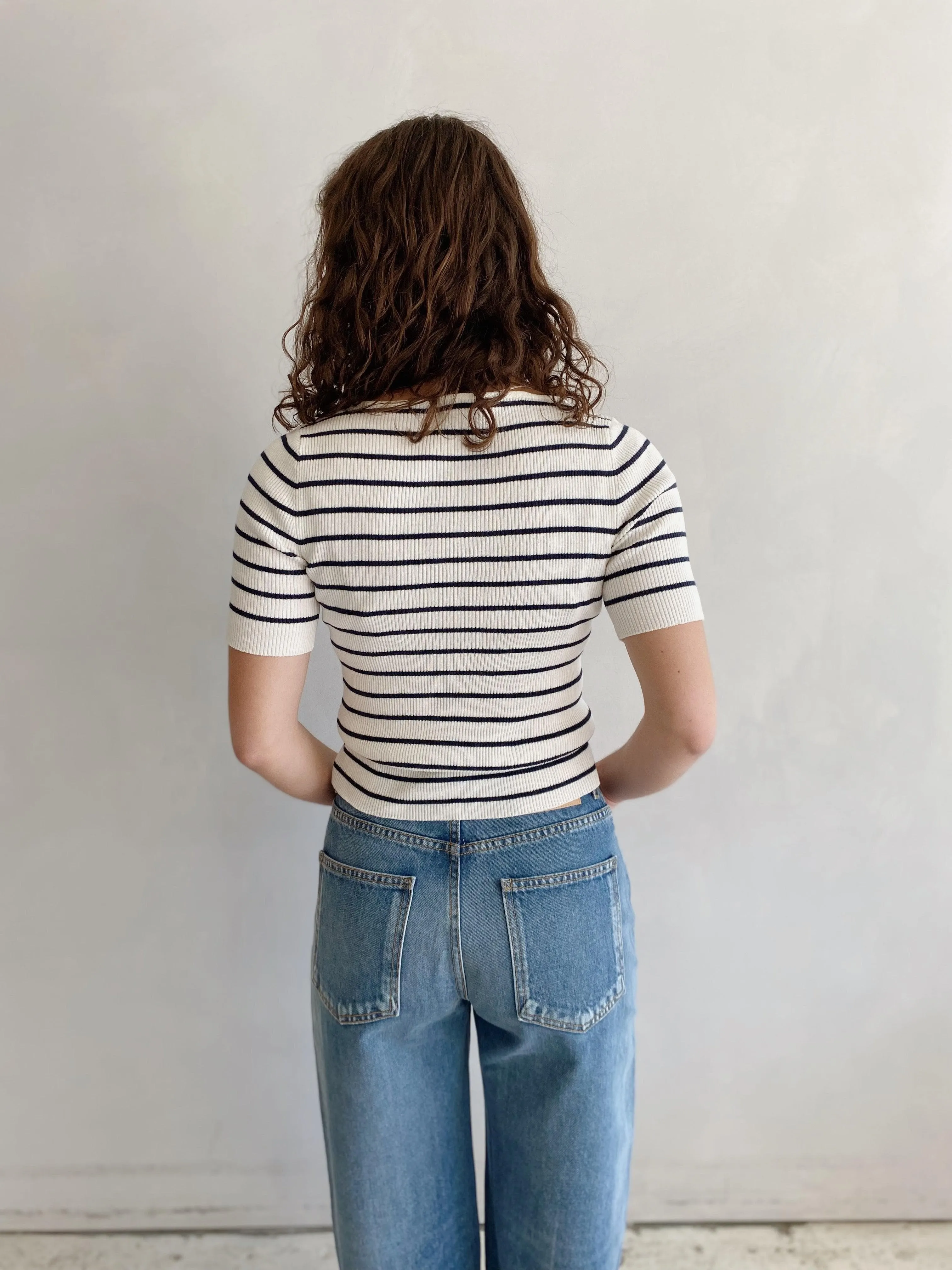 rena stripe top in navy/off white