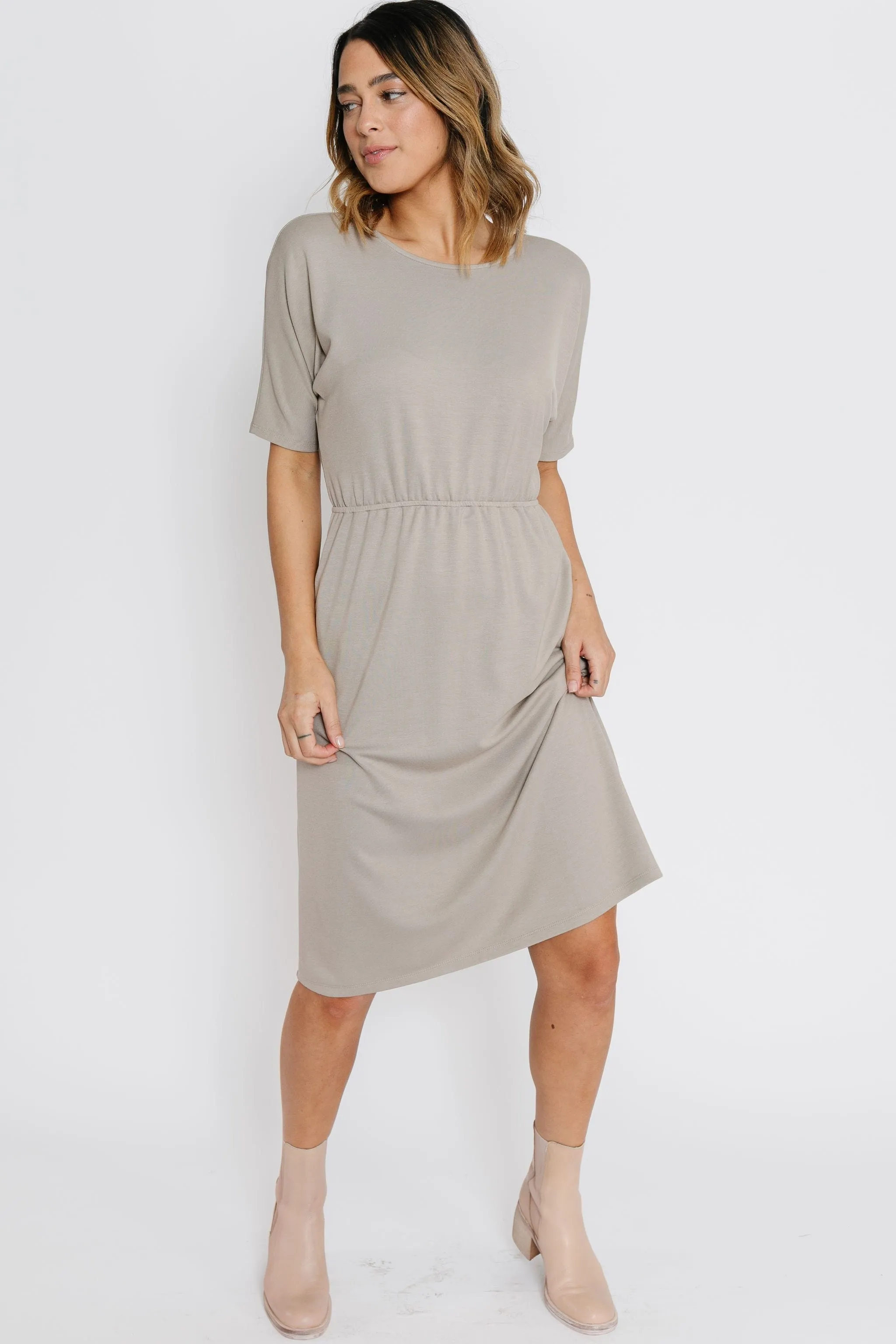 Susan Dress in Khaki